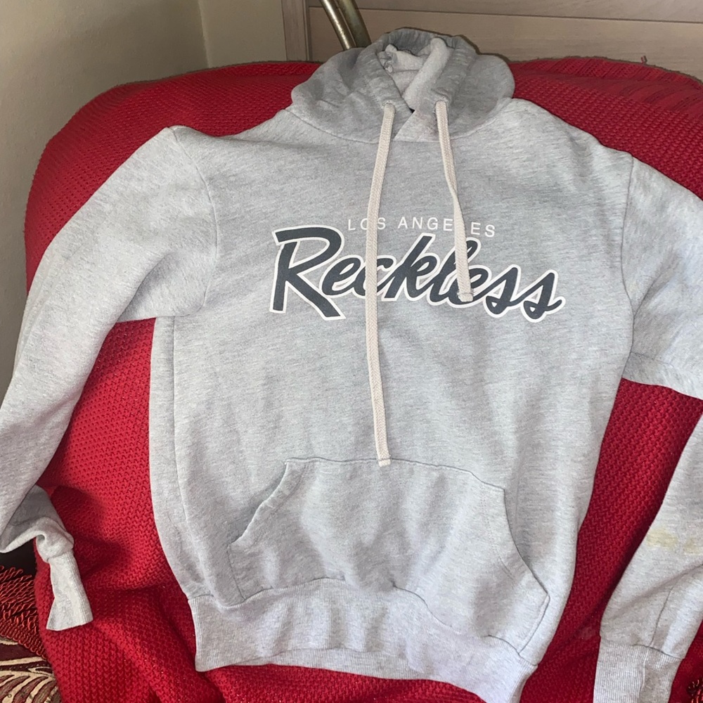 Young & Reckless Hoodie Size Small Color: Gray